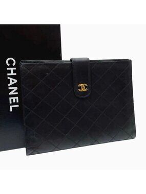 Chanel Bicolor Quilted Lambskin Clutch